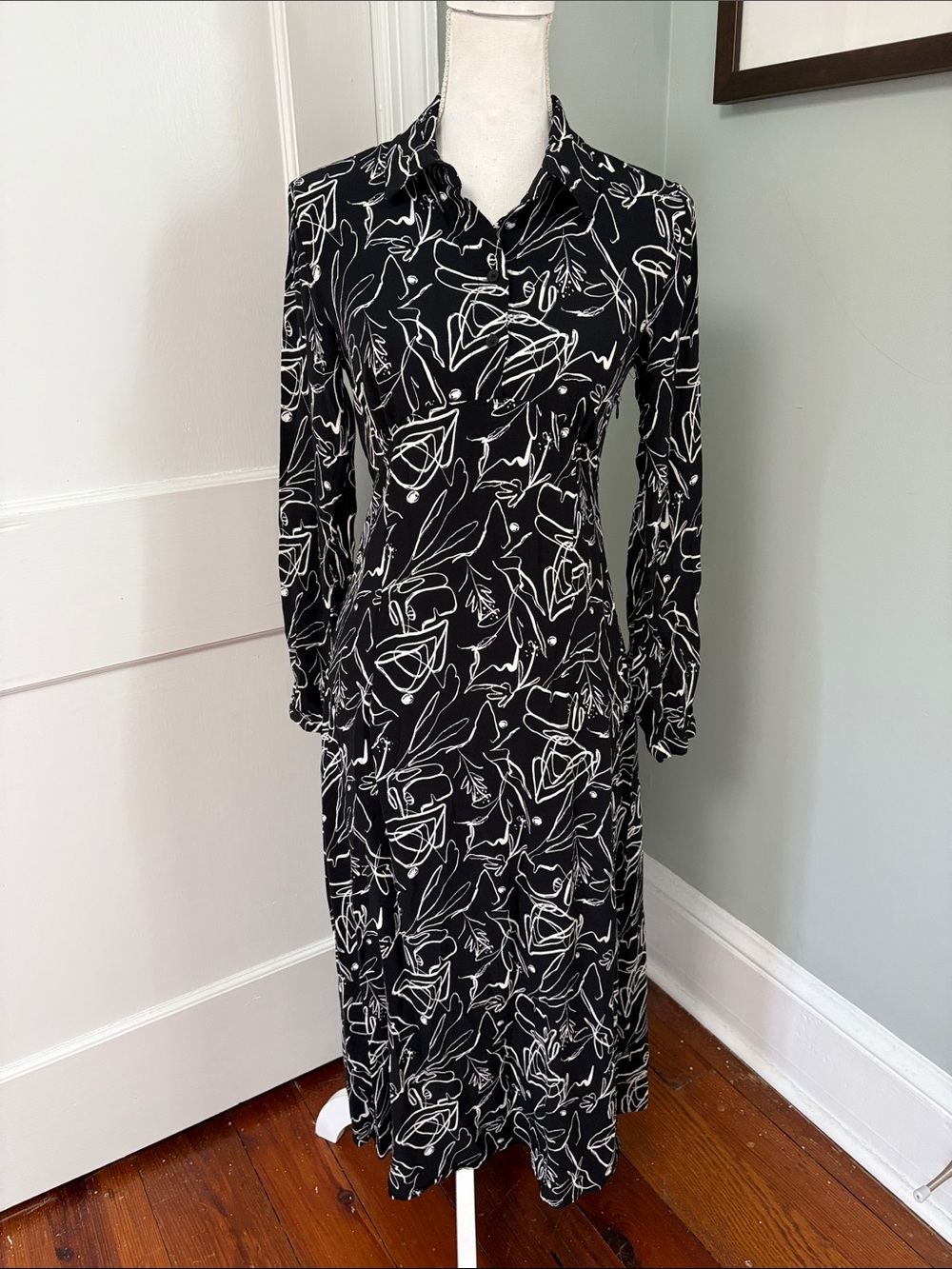 Zara Black White Long Sleeve Floral-Print Shirt Dress Size Small Modest